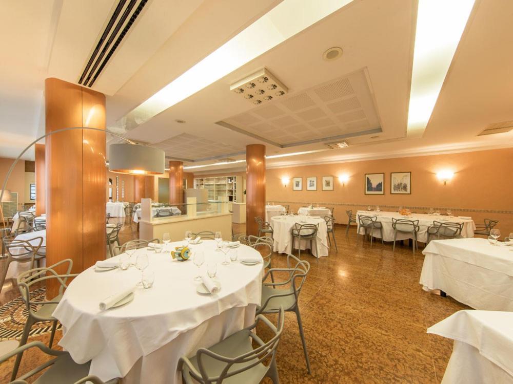 Ristorante Hotel Lucia - 100 Mt Dal Mare جوليانوفا المظهر الخارجي الصورة